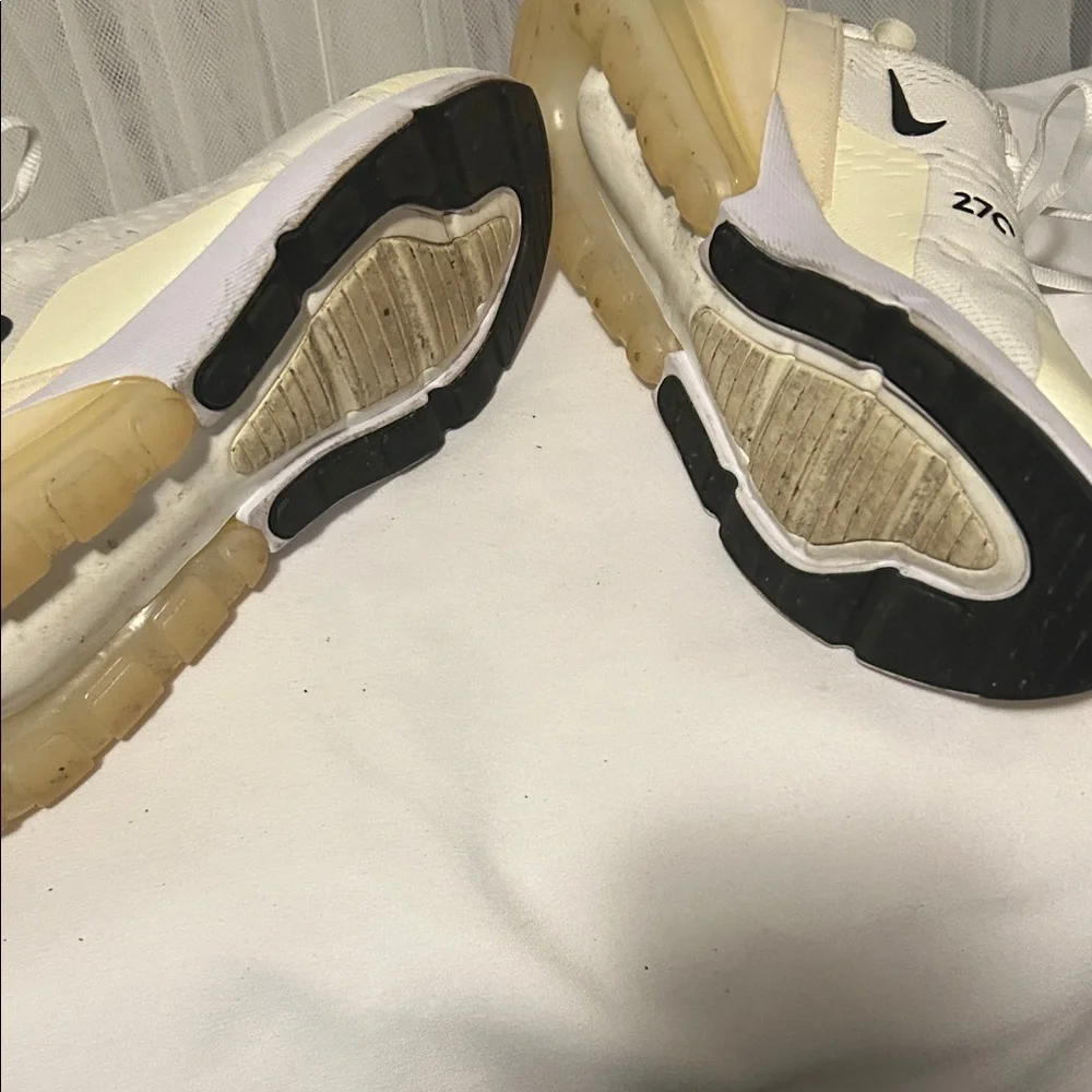 Nike Air 27C White Sneaker. Size 10. Excellent preowned condition.